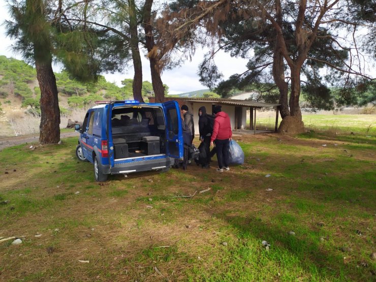 Çanakkale'de 28 düzensiz göçmen yakalandı