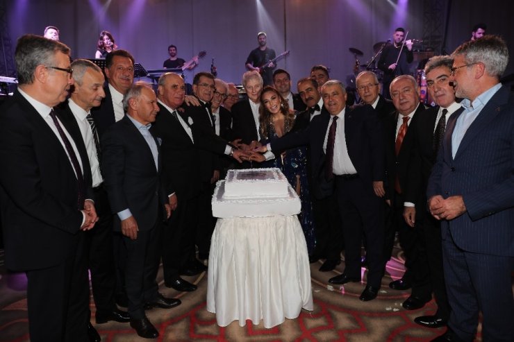 Egeli İhracatçılar 2020’den ihracat rekorları diledi