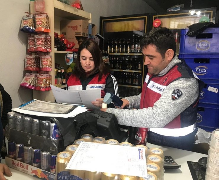 Erzurum İl Jandarma Komutanlığı’ndan sahte ve kaçak alkol denetimi