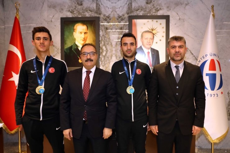 GAÜN’ün iki öğrencisinden önemli başarı