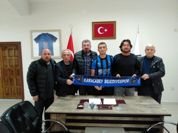 Murat Karadeniz Karacabey Belediyespor’da