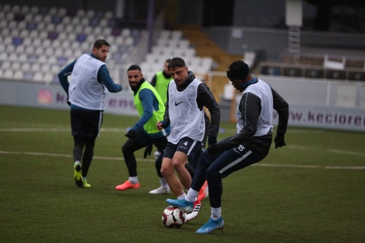 Keçiörengücü’nde Akhisarspor maçının hazırlıkları sürüyor