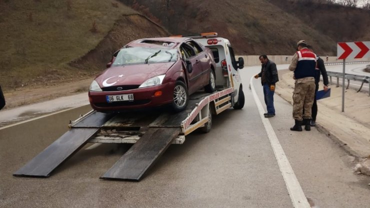 Uzman çavuş izin dönüşü kaza yaptı: 4 yaralı