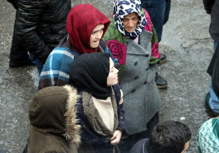 Zonguldak'ta ruhsatsız maden ocağındaki patlamada ölen iki madencinin cenazeleri defnedildi