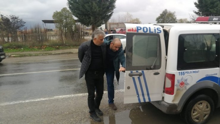 Polis silahları çekip yakaladı