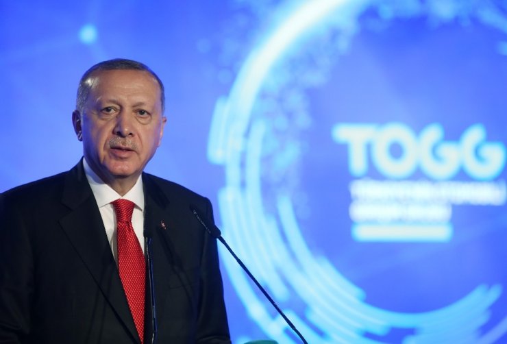 Cumhurbaşkanı Recep Tayyip Erdoğan: "Bu teknoloji üssüyle kritik teknolojilerin geliştirilmesinde ülkemize çağ atlatacağız. Yazılımda bir sıçrama yaşayacağız. Yazılımcı sayımızı 500 binin üzerine çıkaracağız."