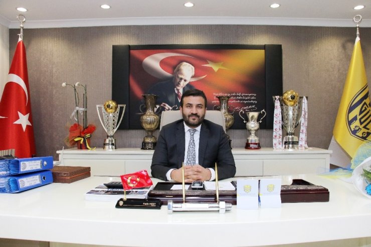 Fatih Mert: "Kapısına kilit vurulacak noktaya gelmiş bir kulüp yaşamaya başladı"
