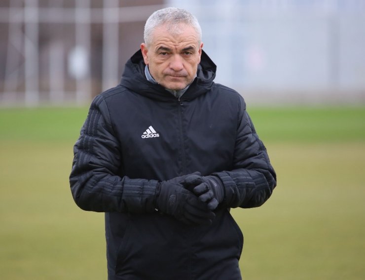 Rıza Çalımbay: “Çok transfer yapmayacağız”