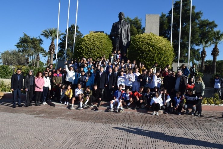 Atatürk koşusu Aliağa’da da yapıldı