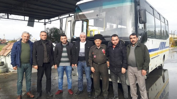 Cüzdanını otobüs şoförü buldu