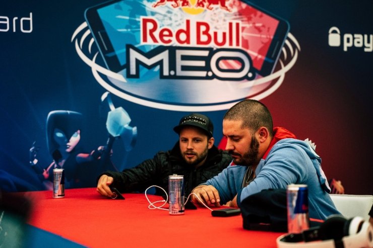 M.E.O. Clash Royale oyununda şampiyon belli oluyor
