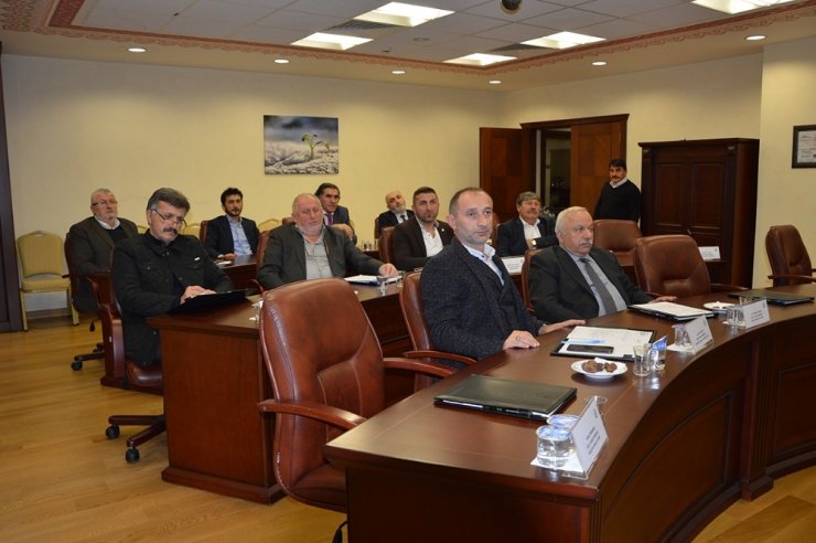 Rize Ticaret Borsası Başkanı Mehmet Erdoğan: "Çay çarşısı Rize’nin yüz akı olacak"