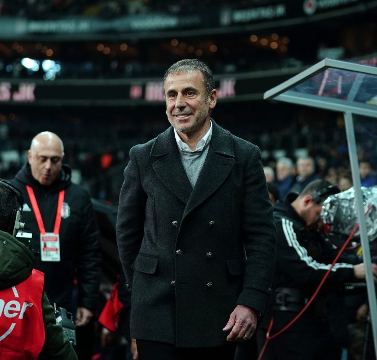 Süper Lig: Beşiktaş: 0 - Gençlerbirliği: 0 (Maç devam ediyor)