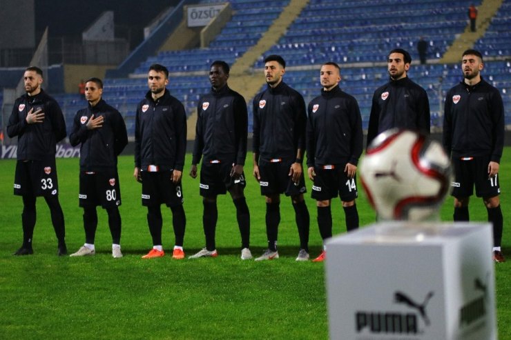 TFF 1. Lig: Adanaspor: 1 - Fatih Karagümrük: 0 (İlk yarı sonucu)