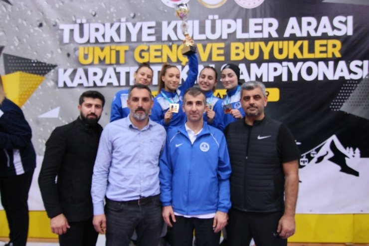 Kağıtspor karatede Türkiye Şampiyonu