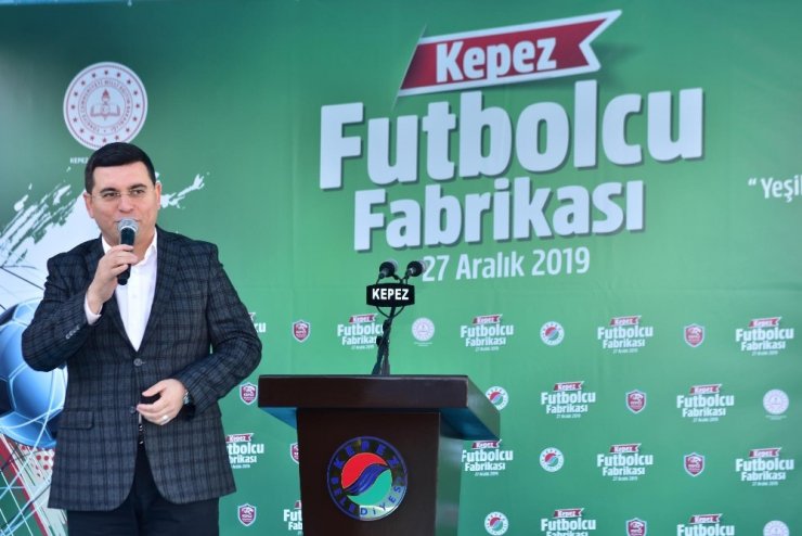 Futbolcu Fabrikası Kepez’de projesi