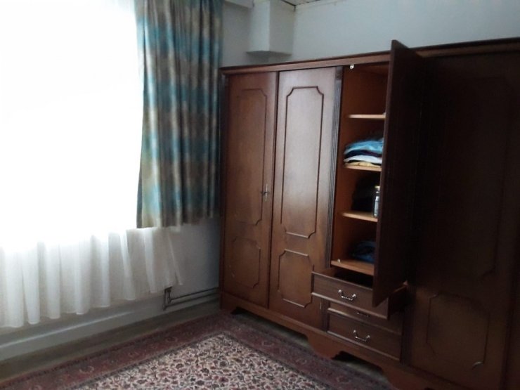 Hasta babası için Belçika’dan geldi, evinin soyulduğunu öğrendi