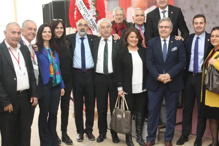 CHP Manyas’da İsfendiyar Ülker altıncı kez başkan oldu