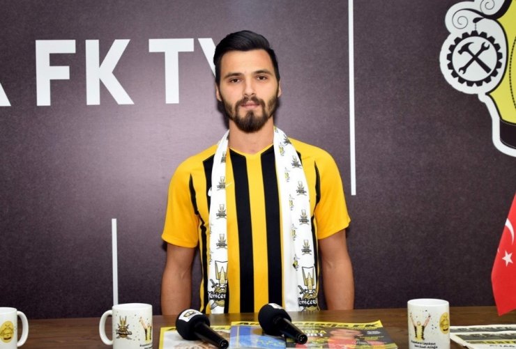 Aliağaspor FK dört isimle anlaştı