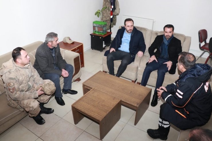 Milletvekili Ağar ve Başkan Şerifoğulları, deprem bölgesinde inceleme de bulundu