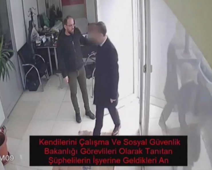 Kendilerini SGK personeli olarak tanıtıp dolandırıcılık yaptılar