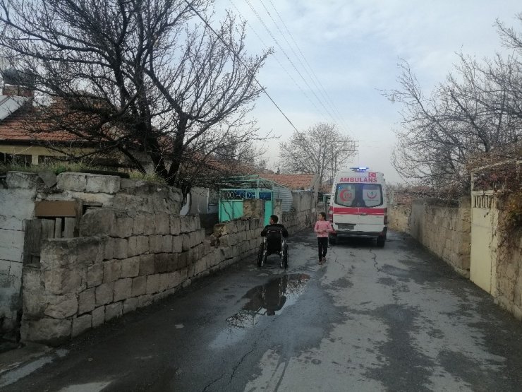 Yaşlı adam evinde ölü bulundu