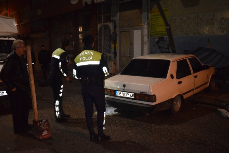 Malatya’da alkollü sürücü işyerine daldı