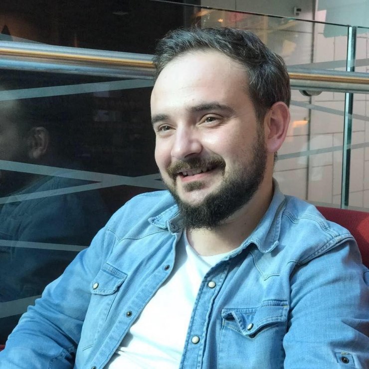 Köpeğe çarpınca aracından indi, başka bir aracın çarpması sonucu öldü