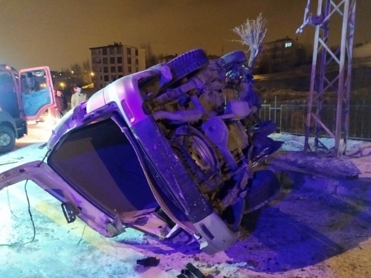 Van’da trafik kazası: 4 yaralı