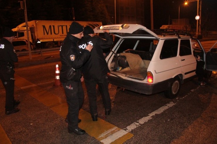 Emniyetten yılbaşı öncesi “Türkiye Huzur Güven” uygulaması