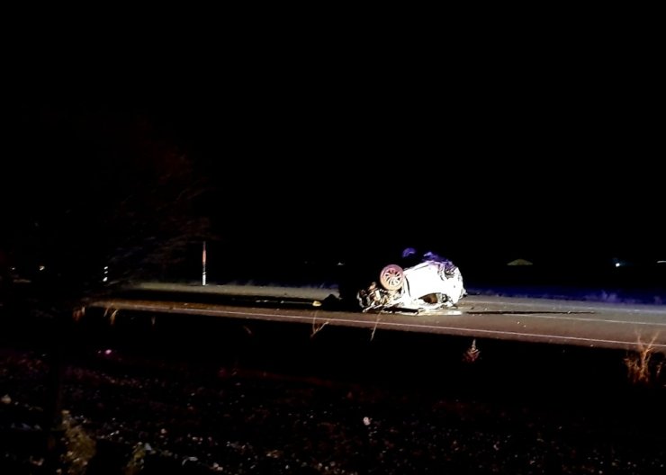 Ankara-Kayseri karayolunda otomobil takla attı: 1 yaralı