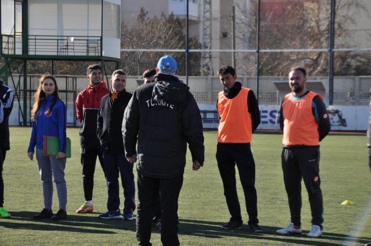 TFF Gönüllü Liderlik Kursu Konya’da yapıldı