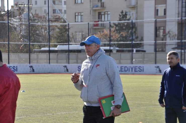 TFF Gönüllü Liderlik Kursu Konya’da yapıldı