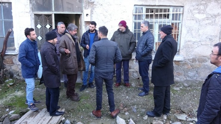 Yalnız yaşayan yaşlı adam evinde ölü olarak bulundu