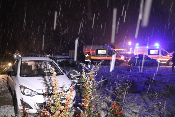 Sivas’ta trafik kazası: 5 yaralı