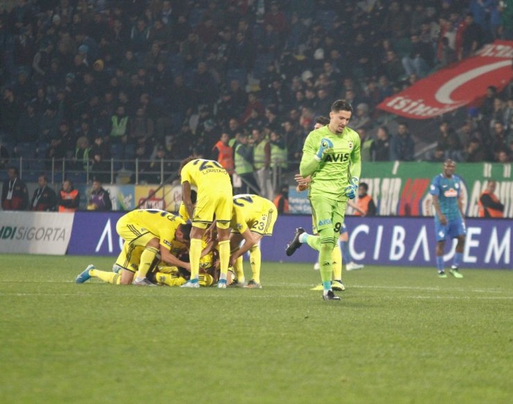 Çaykur Rizespor: 1 - Fenerbahçe: 2 (Maç sonucu)