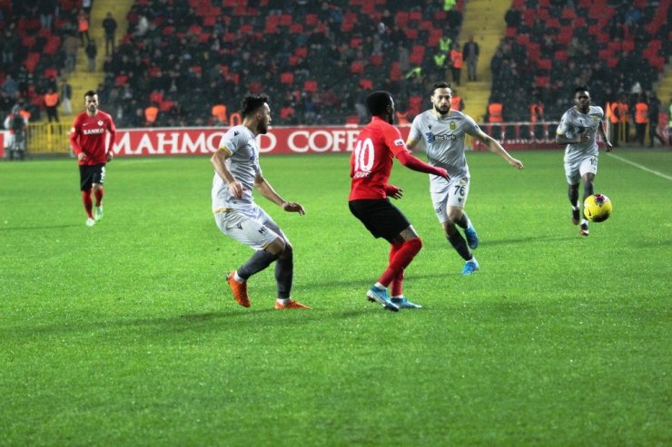 Süper Lig: Gaziantep FK: 1 - Yeni Malatyaspor: 1 (Maç sonucu)