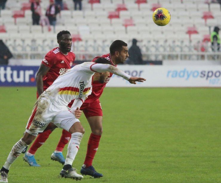 Süper Lig: D.G. Sivasspor: 1 - Göztepe: 0 (Maç sonu)