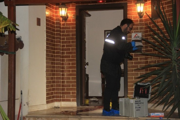 Torbalı İlçe Sağlık Müdürü evine giren hırsız tarafından öldürüldü