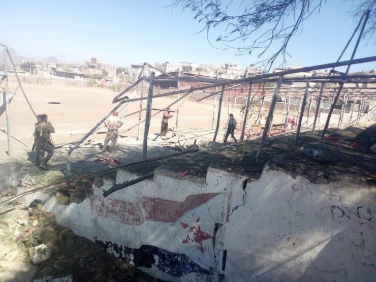 Yemen’de askeri mezuniyet törenine saldırı: 10 ölü