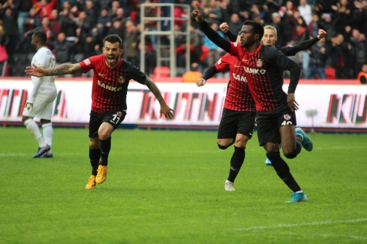Gaziantep FK’nın ilk yarı karnesi