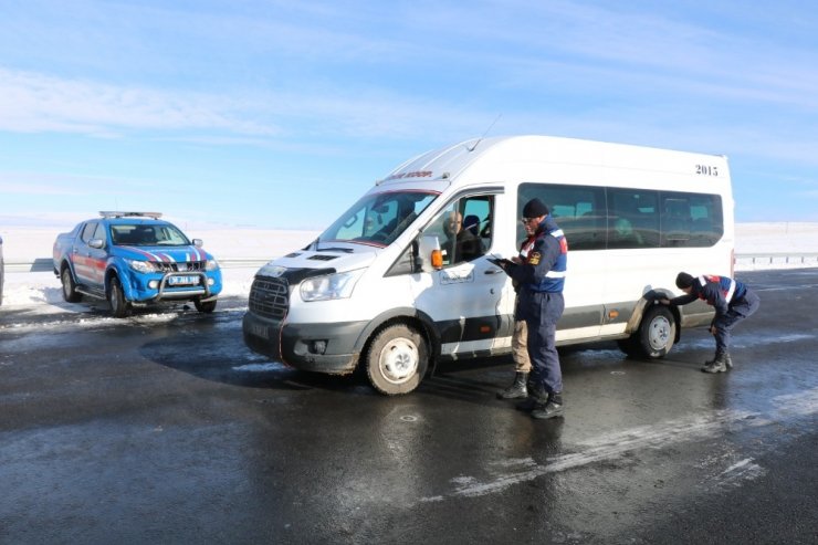 Kars’ta jandarmadan huzur uygulaması