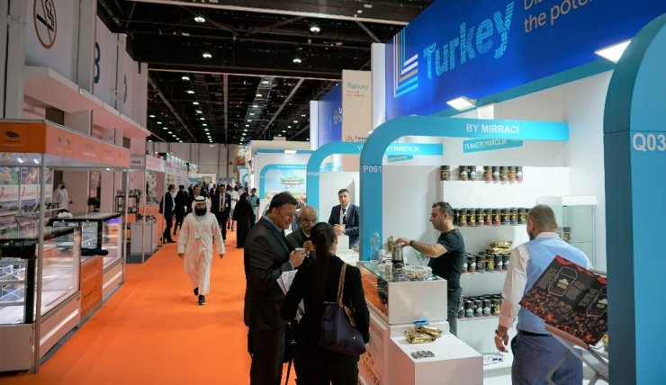 11 ayda 2,3 milyar dolarlık su ürünü ve hayvansal mamul ihracatı