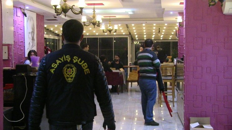 Samandağ polisi yılbaşı önlemlerini artırdı