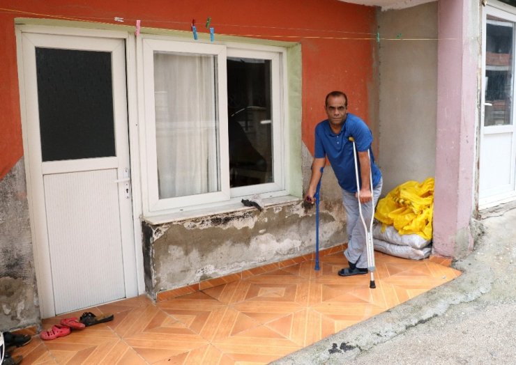 Engellinin "Ayağım" dediği aracını çaldılar
