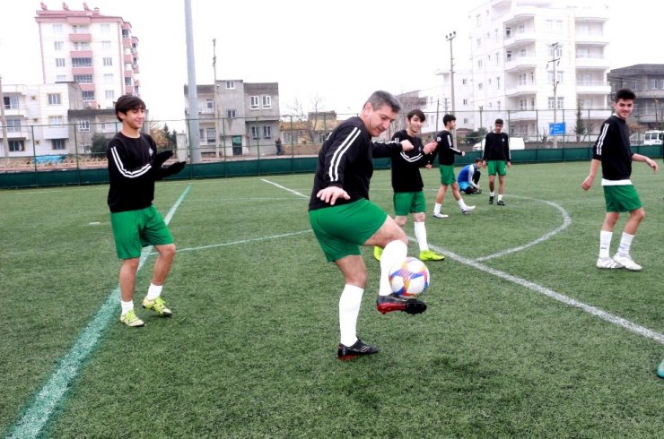 ’Bay Gol’ 51’inde yeşil sahalara geri döndü