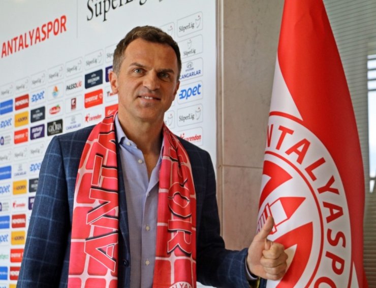Antalyaspor, Tomas ile yolları ayırdı