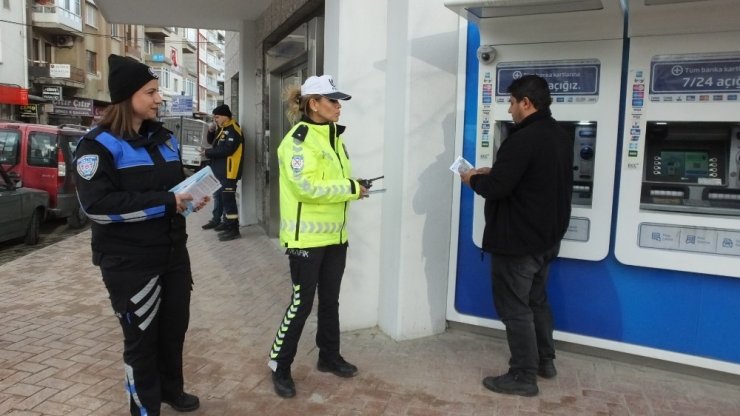 Balıkesir’de polis yılbaşı akşamında hırsızlık ve dolanrılıcılığa karşı uyardı
