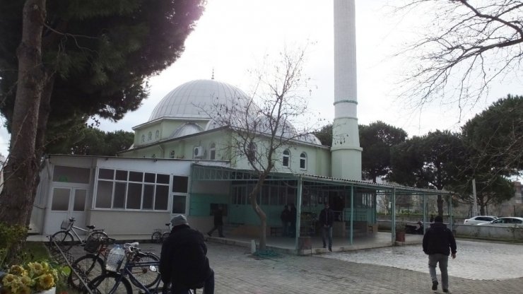 Selin gözyaşları ile son yolculuğunu uğurlandı