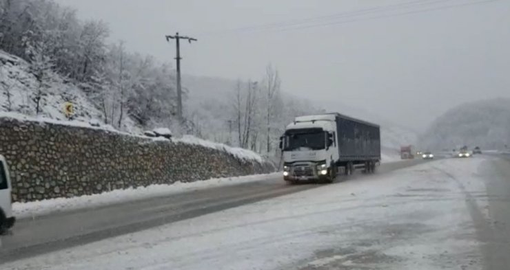 Kardan kapanan Bursa Ankara karayolu bugün açık